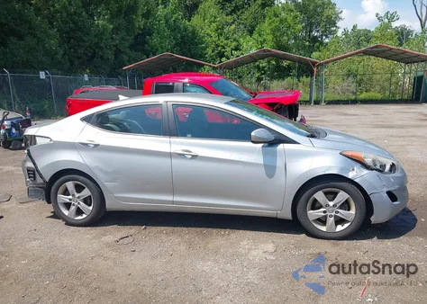 2013 Hyundai Elantra Gls z USA, uszkodzony, nr VIN 5NPDH4AE6DH163885